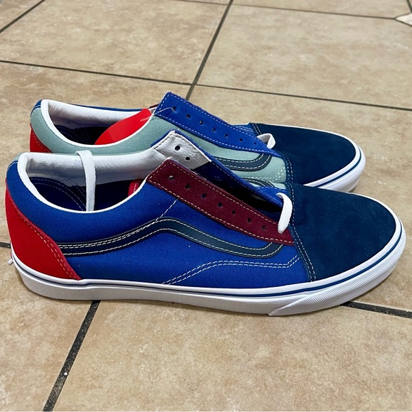 Men’s Old Skool Vans - Picture 1 of 6